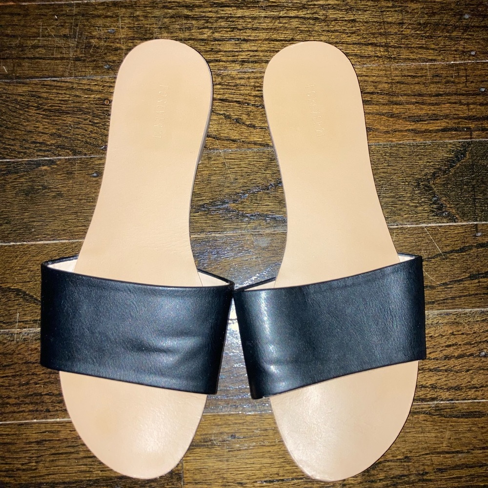 Forever 21 Black and Tan Sandals